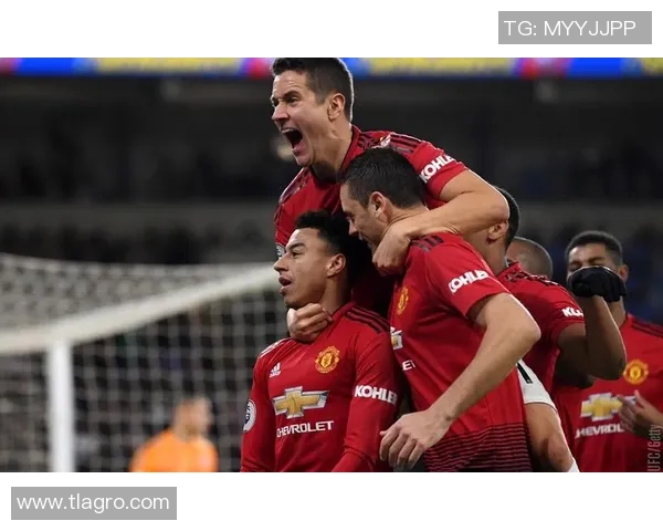 约维尔对曼联精彩比赛录像回顾及精彩瞬间分析